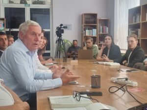 Сегодня мы должны по достоинству оценить важность независимости нашей страны