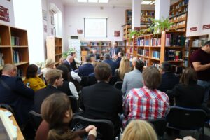 Oricare stat are istorie si interes national!