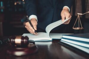 1. Кто будет судить членов Конституционного суда?