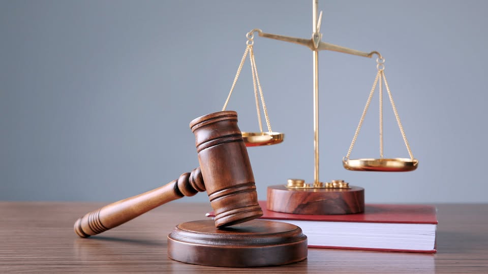 1. Cine îi va judeca pe membrii Curții Constituționale?
